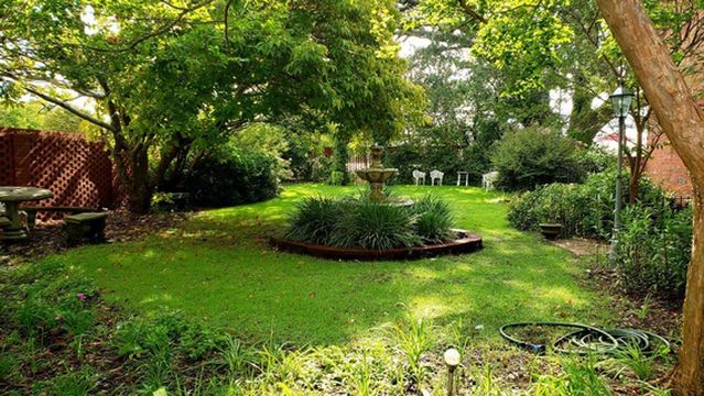 Webb Memorial Public Library & Civic Center