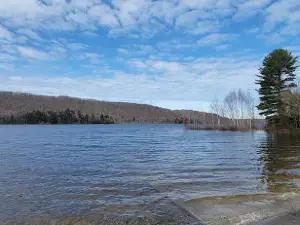 Monocle Lake