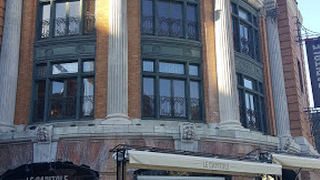 El Teatro التياترو