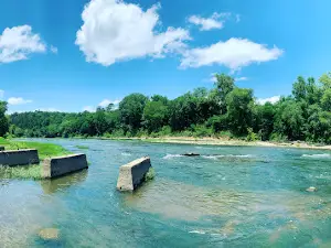 Two Spirits Ltd. Canoe Adventures