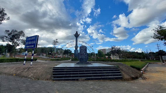 Khu chiến trường xưa - Đường mòn Hồ Chí Minhhokp