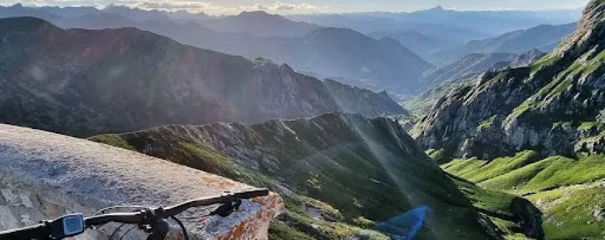 Wolf Trails Mountain Bike Tours