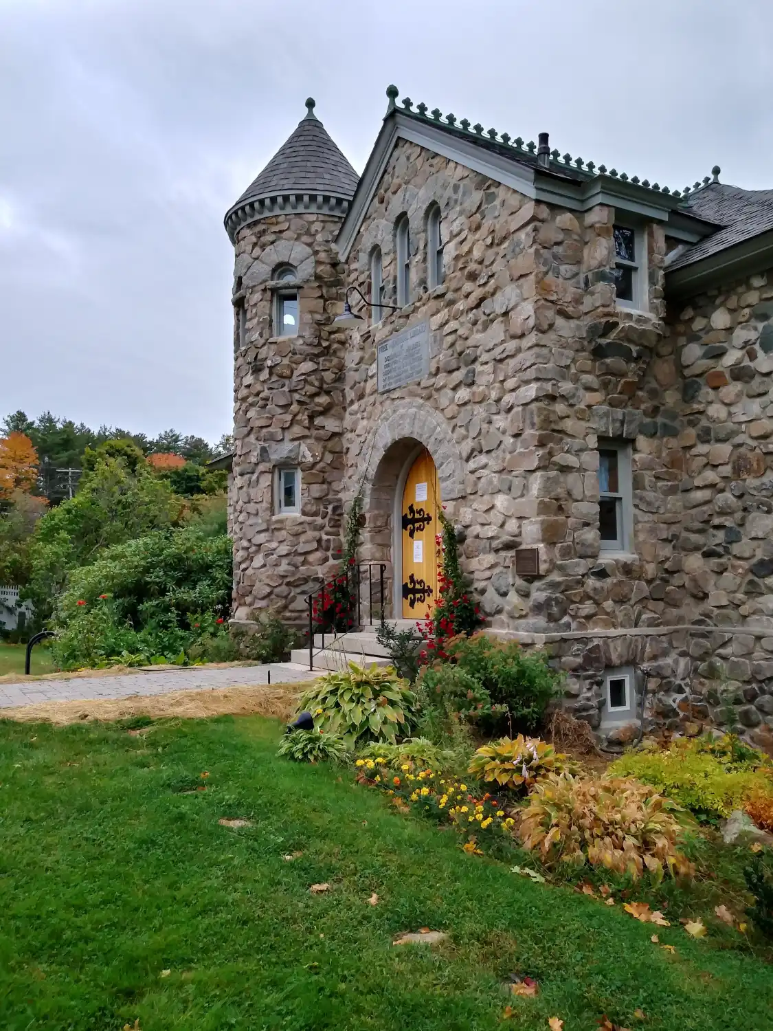 Hotels near Ogunquit Memorial Library