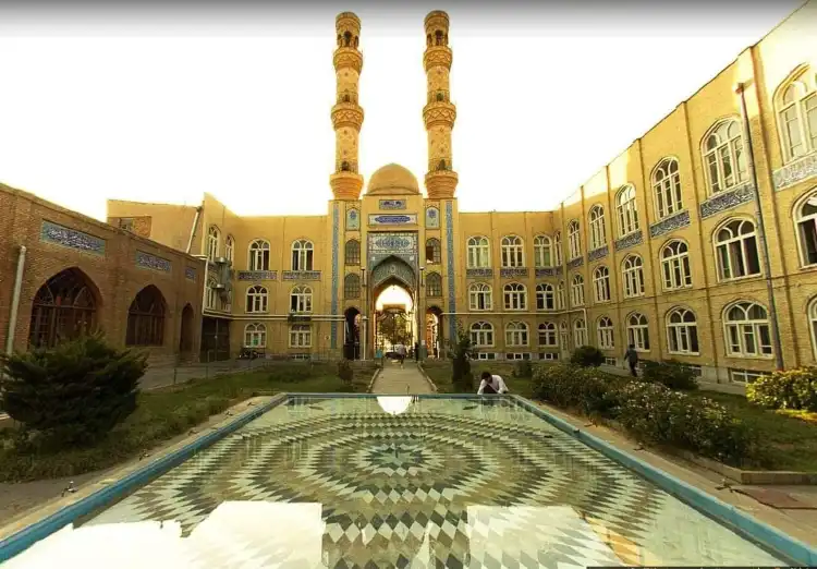 Khách sạn 4 Sao tại Đông Azerbaijan, Iran