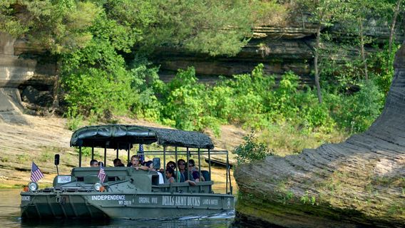 Dells Army Duck Tours