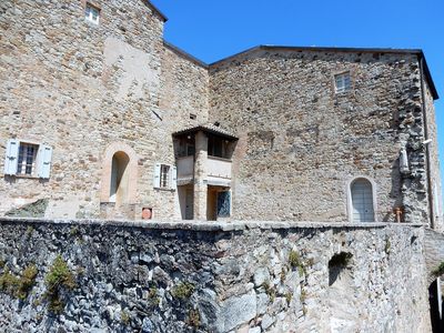 Rossena Castle