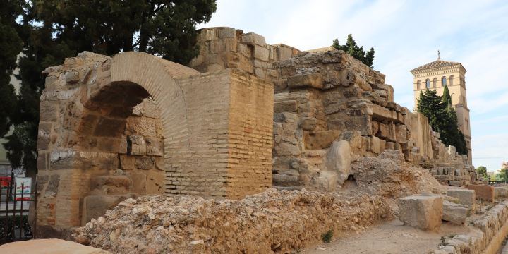 Roman Walls