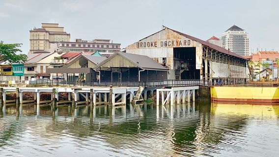 Sarawak River Cruise