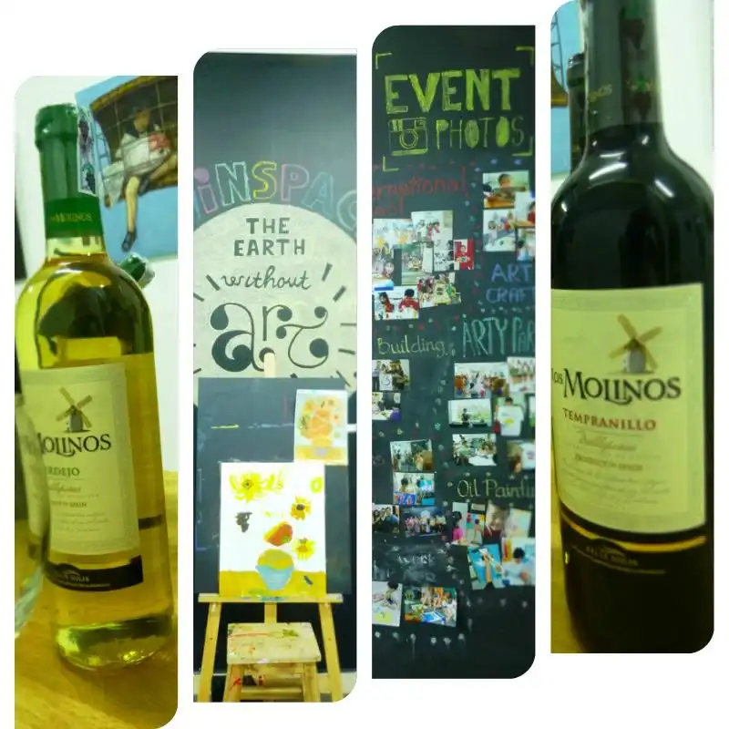 Hoteles cerca de Canvas and Wine