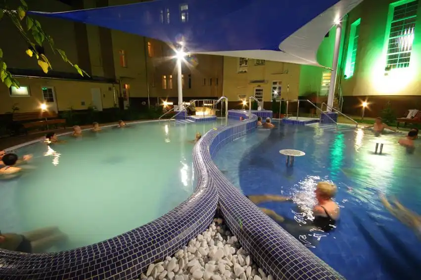 Hotel in zona Dandar Bath