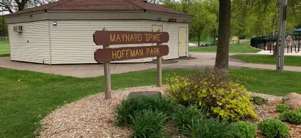Hotels in River Falls
