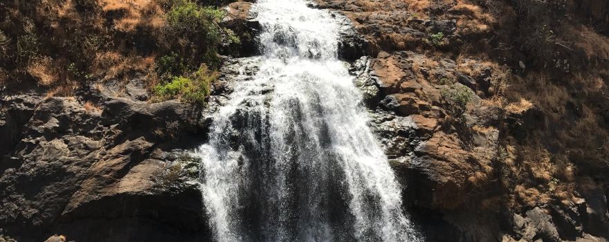 JenJon Lake Vaitarna Waterfalls