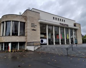 香港-泰昂維 機票酒店 自由行