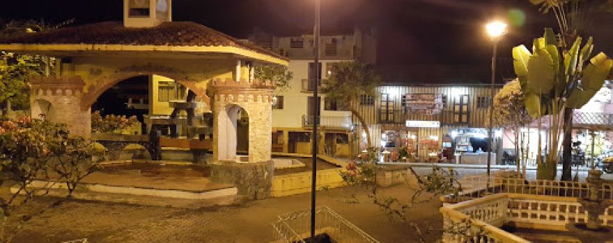 Parque Central Gualaquiza