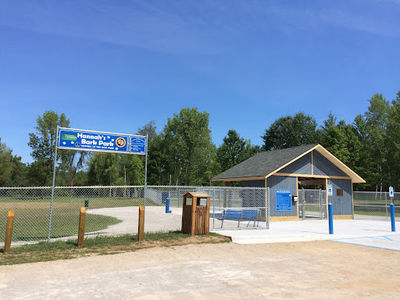 Hannah's Bark Park (Pass Required)