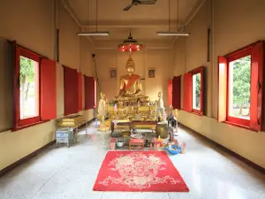 วัดไทรย้อย