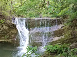 “Eagle’s stone” waterfall