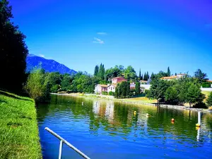 The Éscounes Campsite
