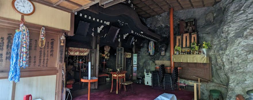 Azushima-reijo Pilgrimage Site No.18 - Sekimon-dō Temple