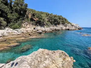 Labinou beach