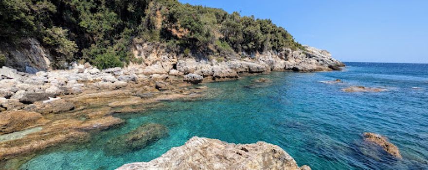 Labinou beach