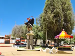 Huachac main square