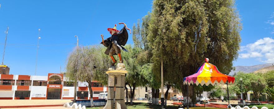 Huachac main square