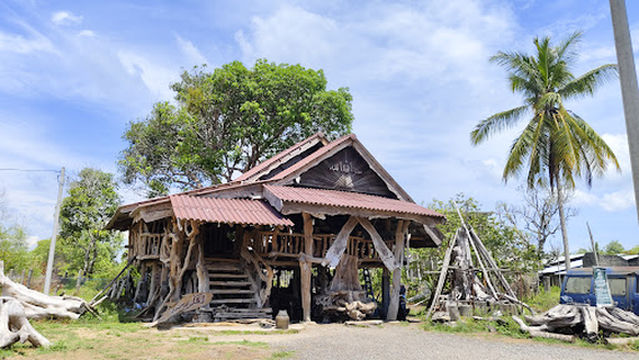 Masjid Pantai Merang