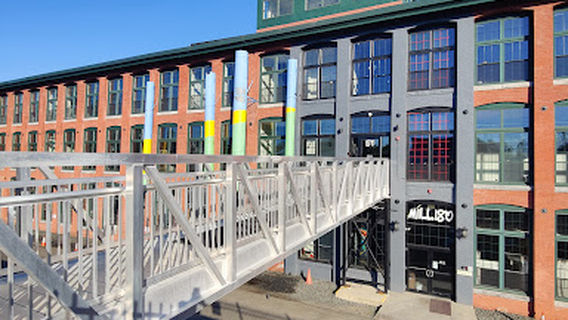 Paragon Arts & Industry Building