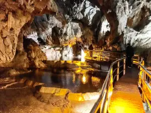Cave Lakes - Kastria Cave