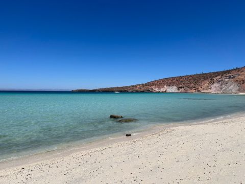 Playa El Tecolote (Tecolote Beach)