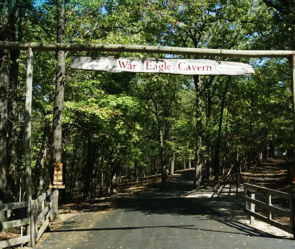 2_War Eagle Cavern