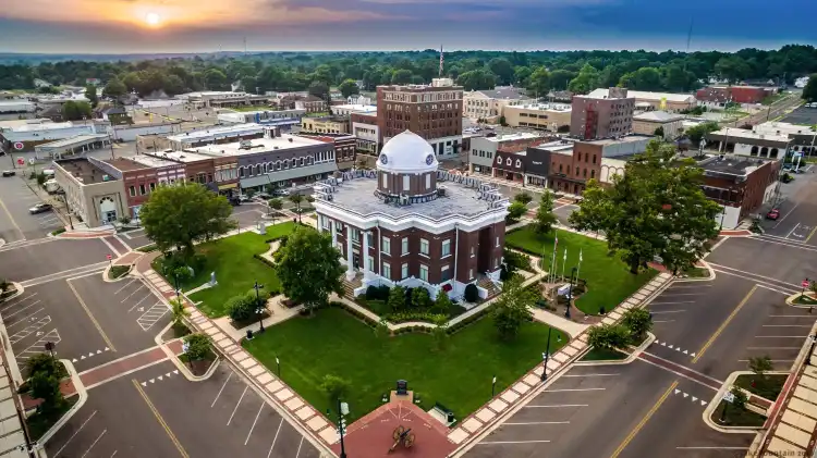 Hotels in Dyer County
