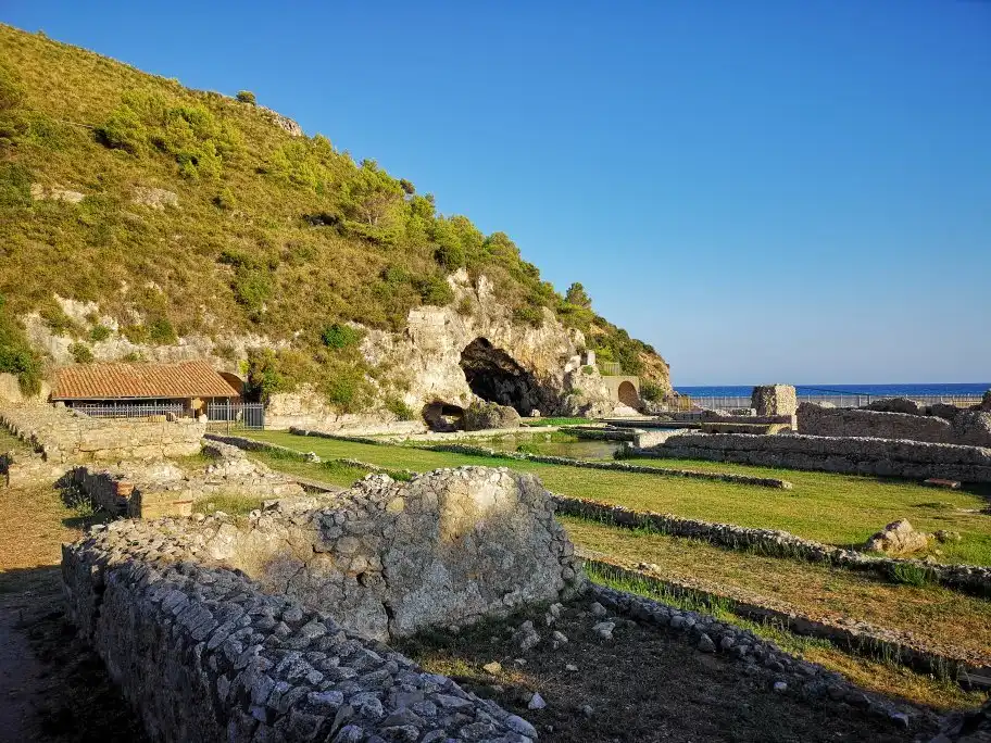 Hotels in der Nähe von Villa of Tiberius