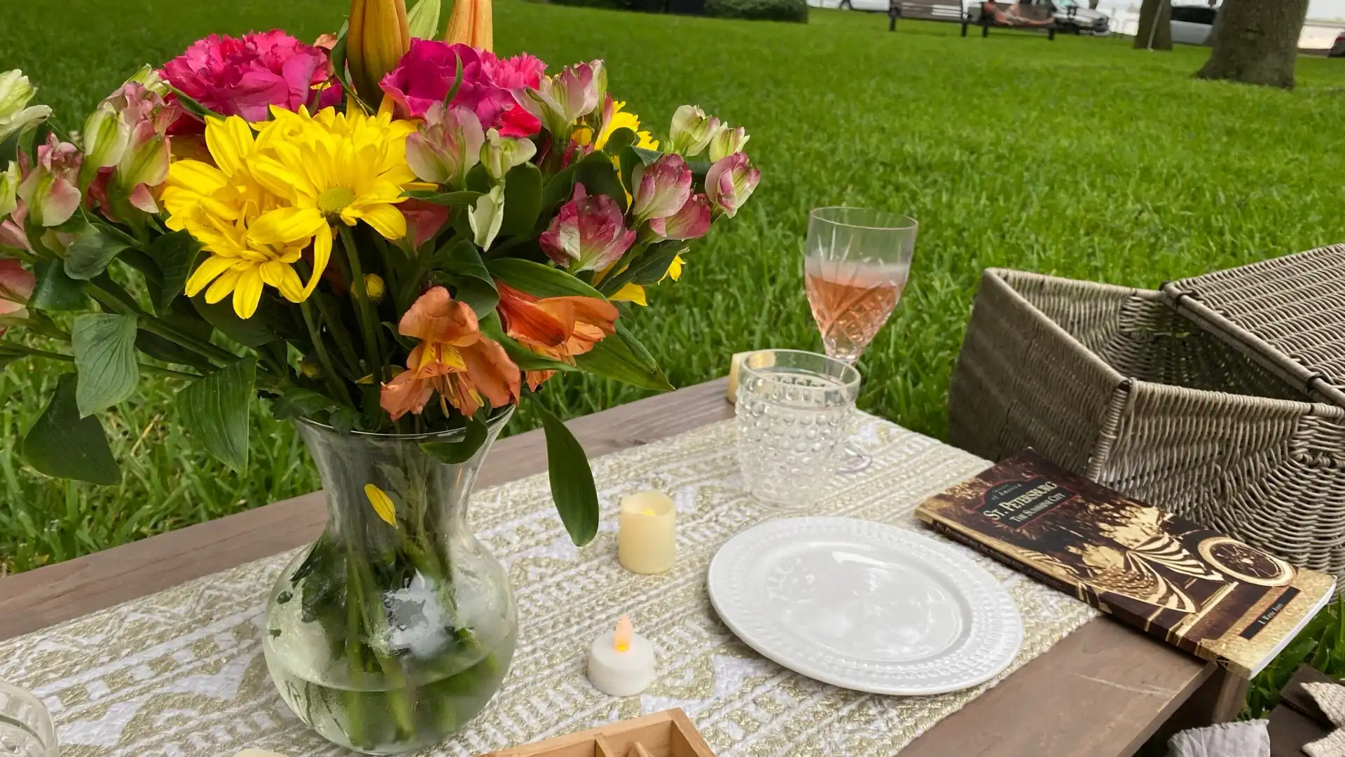 Hotels near North Straub Park