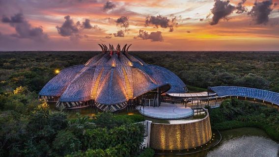 Cirque du Soleil Joya