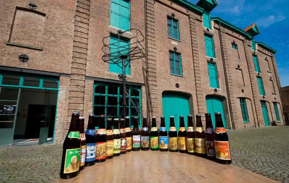 Hotels near The Hop Museum