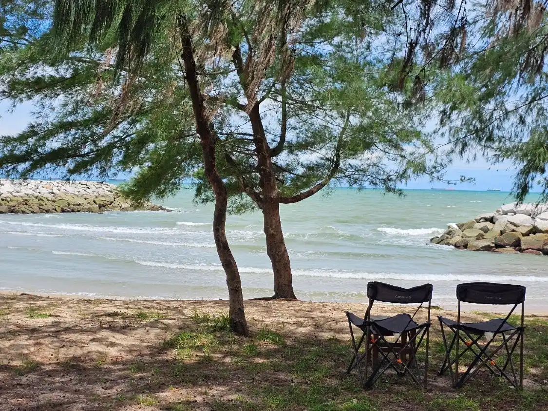 Hotels near Saeng Chan Beach