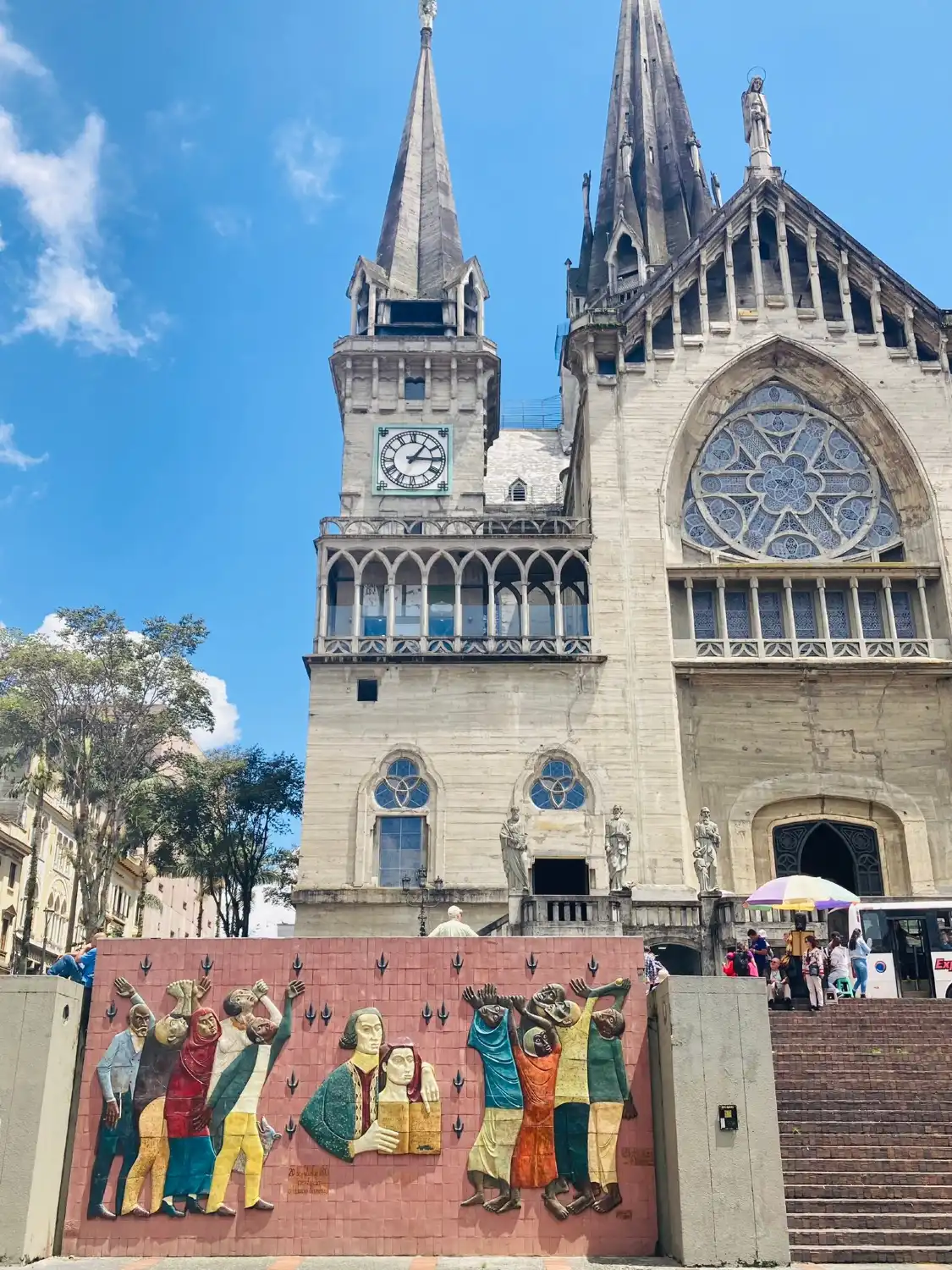 Hotels near Plaza de Bolivar