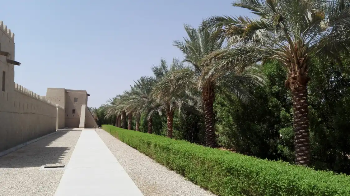 Các khách sạn gần Qasr Al Muwaiji