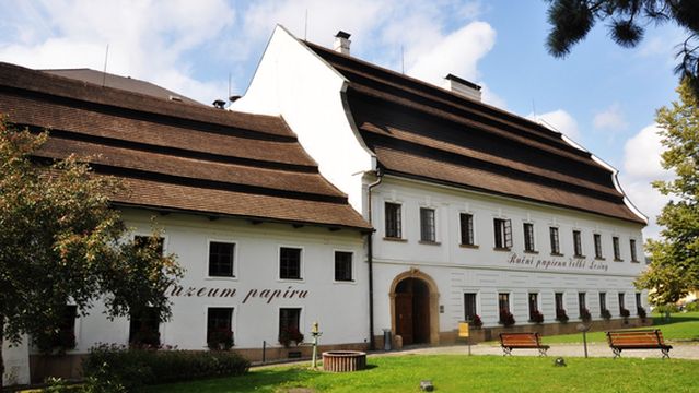 Manual papermill Large Losiny Inc.