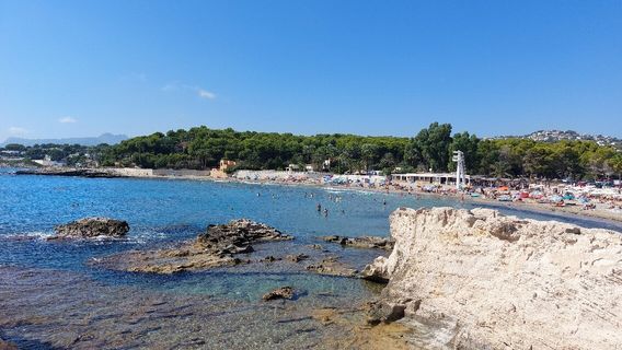 Ampolla Beach