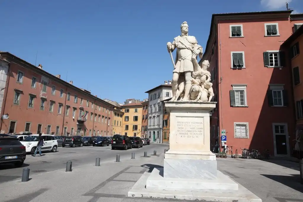 Hotel in zona Piazza Carrara