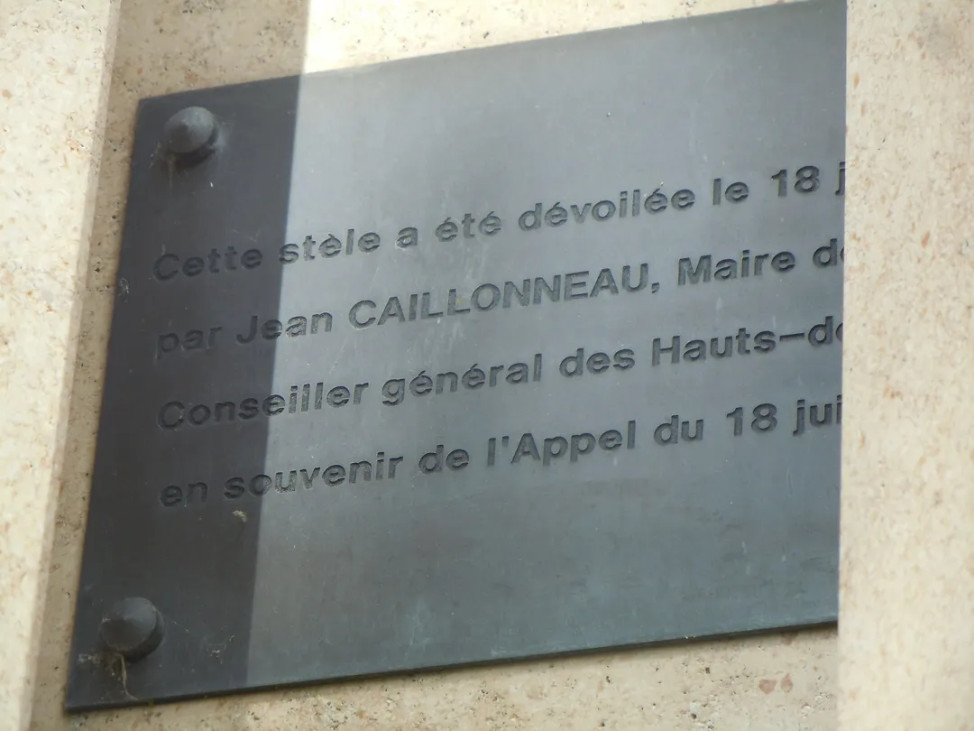 5_Buste du General de Gaulle