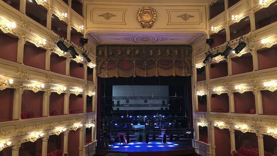 Teatre Principal De Mao