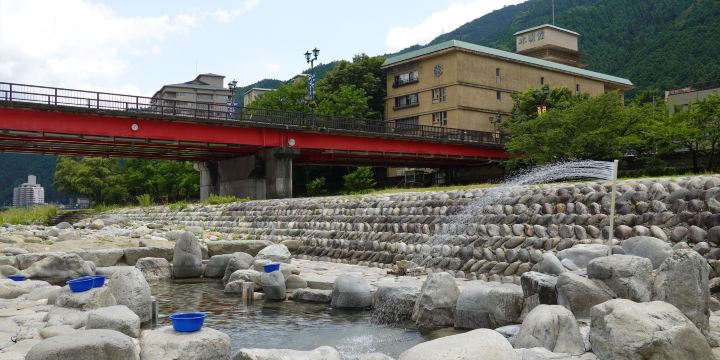 下呂溫泉 噴泉池
