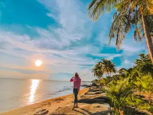 Pantai Kembar