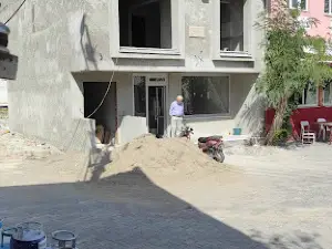 Karacepiş Köy Meydanı