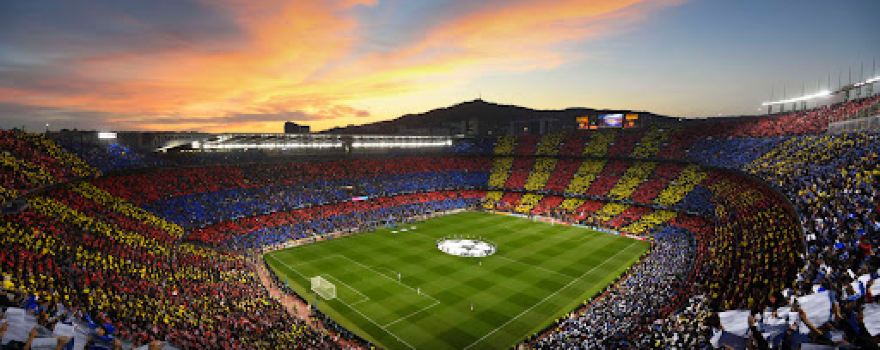 Terenul de fotbal