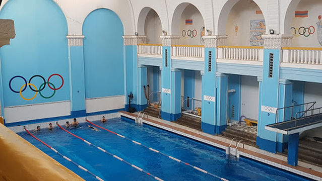 Davit Hambardzumyan Swimming Pool